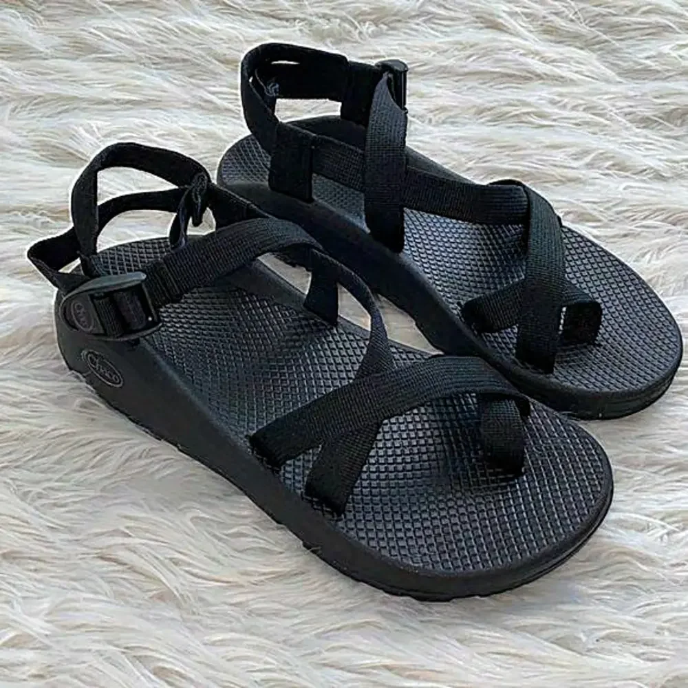 Chaco‎ | All Black Strappy Sandal